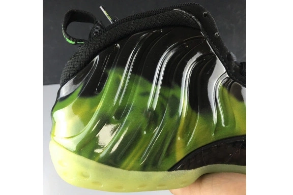 'ParaNorman' ParaNorman Foamposite ONE AIR 579771-003 Nike  1125